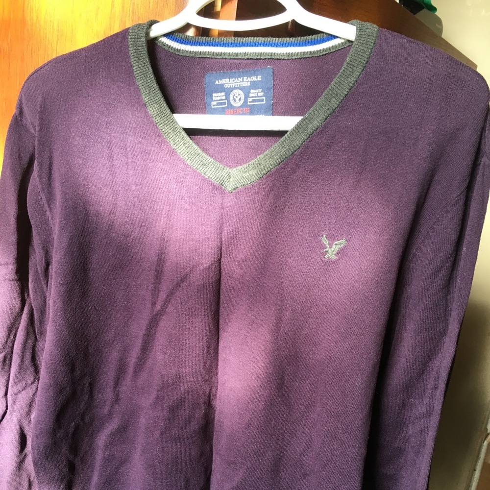 Men’s AE sweater